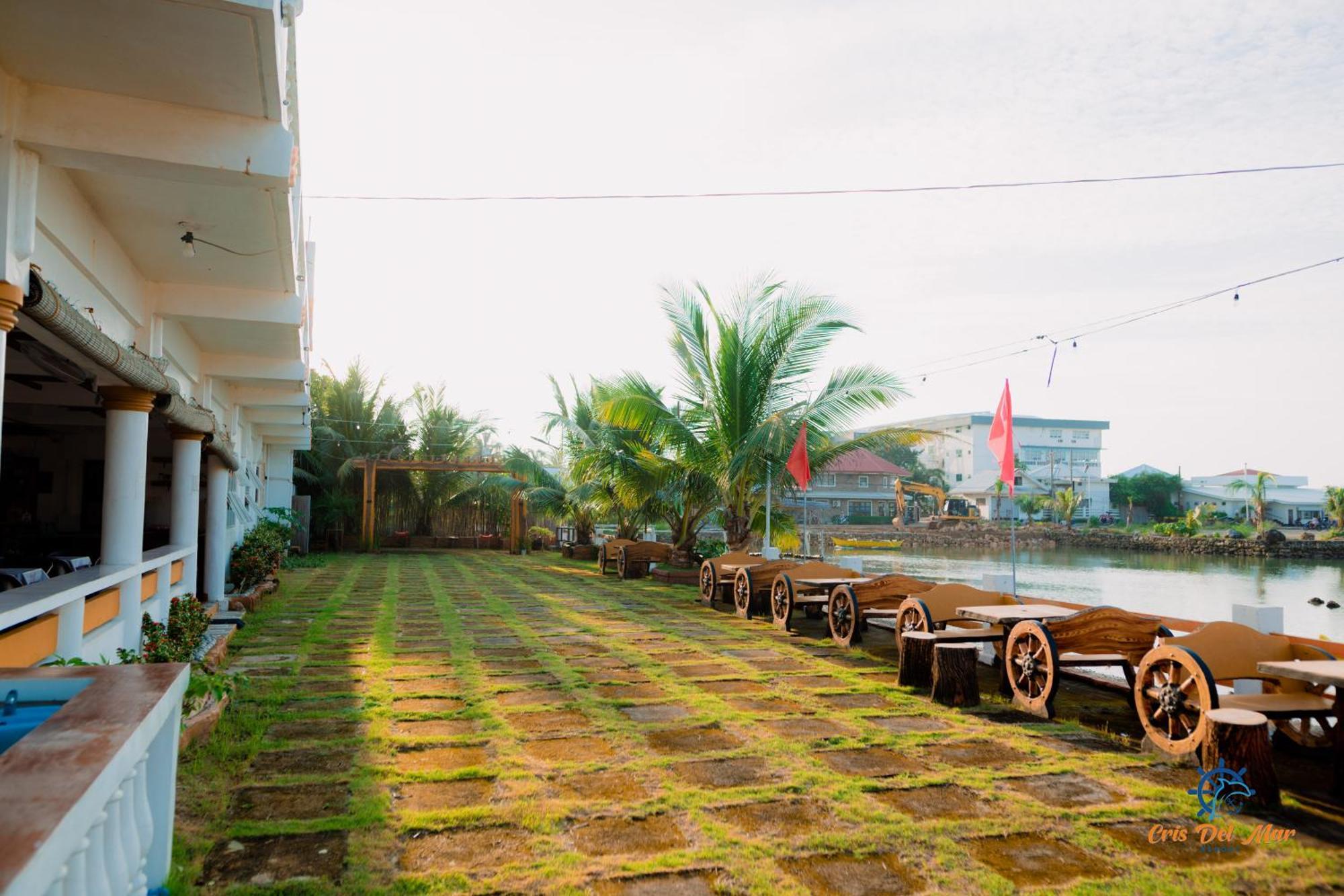 Cris Del Mar Resort Bolinao Εξωτερικό φωτογραφία