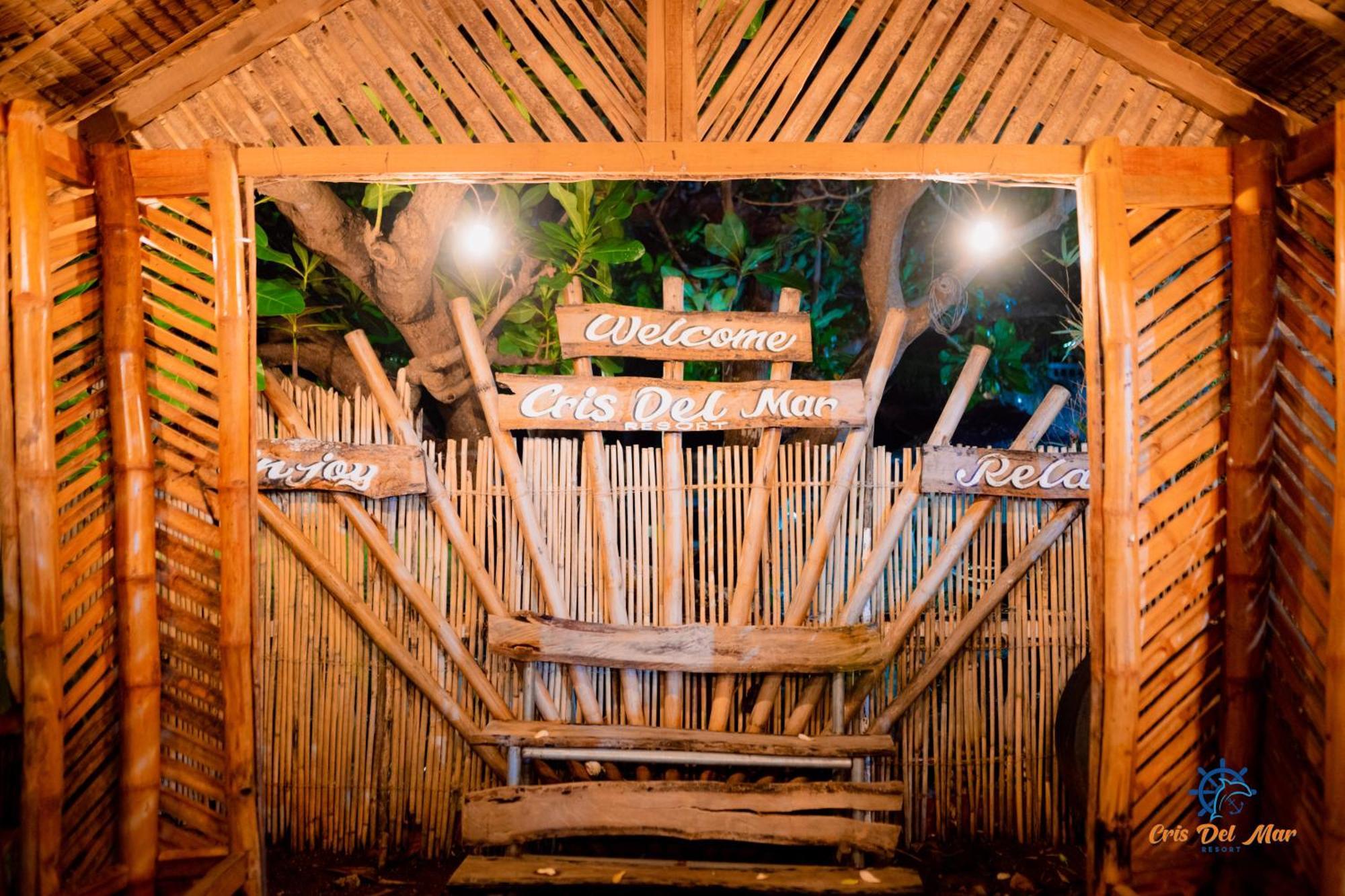 Cris Del Mar Resort Bolinao Εξωτερικό φωτογραφία
