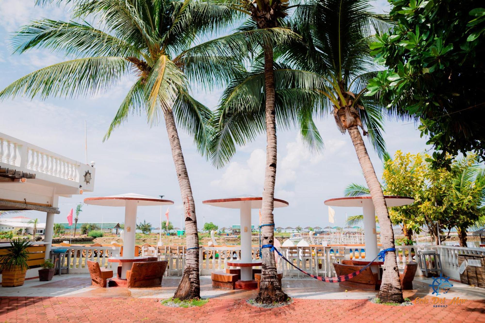 Cris Del Mar Resort Bolinao Εξωτερικό φωτογραφία